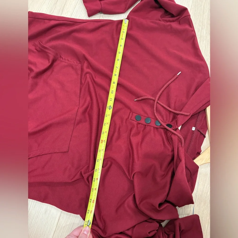 Women’s Red Hoodie Shirt XXL - Picture 5 of 7